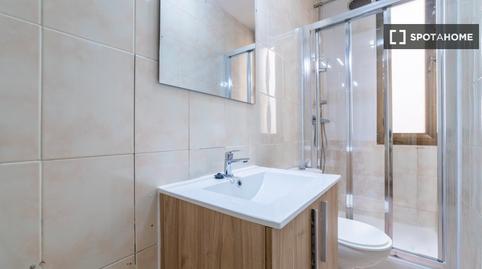 Photo 5 of Flat to share in Embajadores - Lavapiés, Madrid