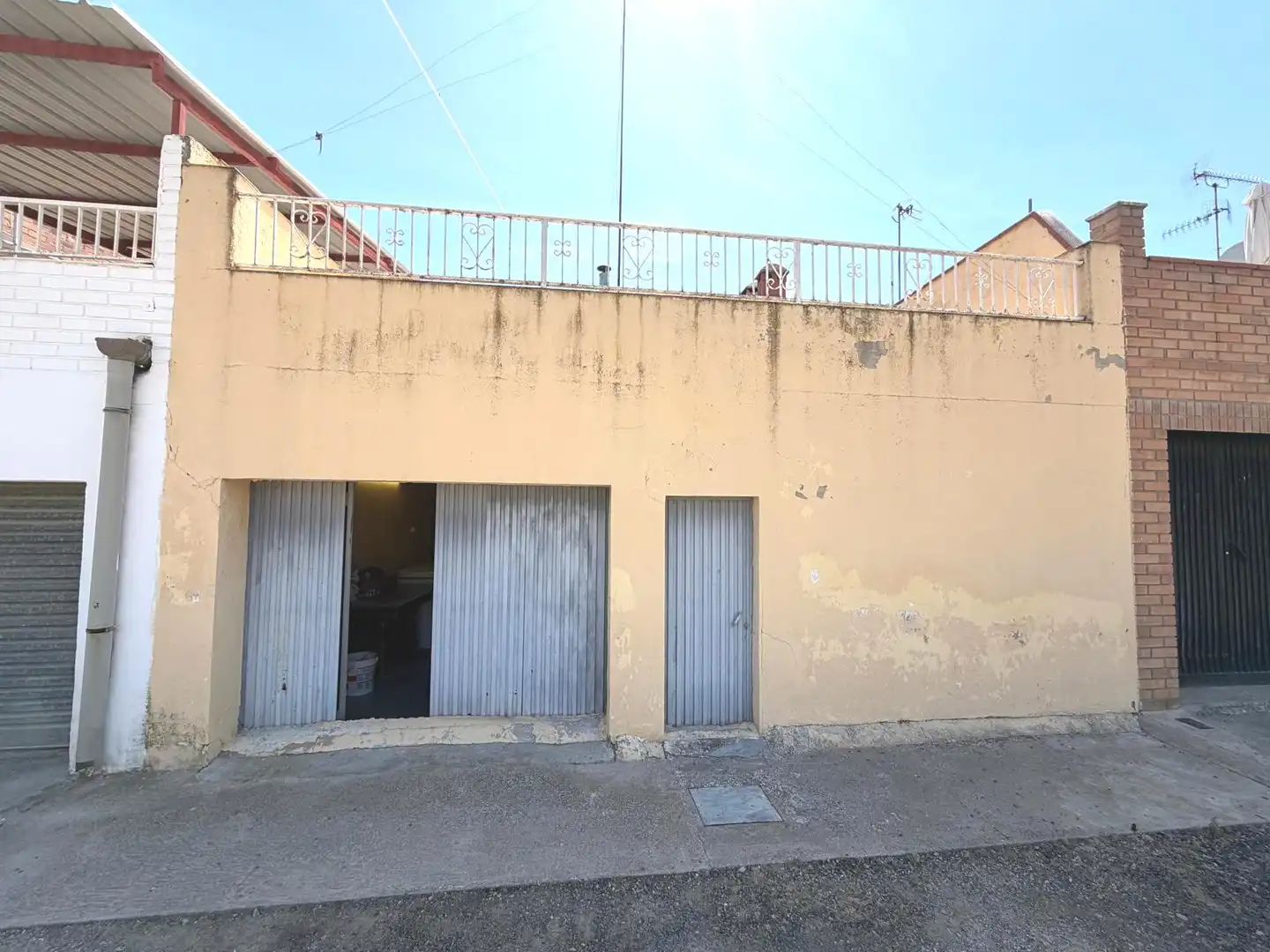 Vista exterior de Casa o chalet en venta en Alfarràs con Terraza, Amueblado y Balcón