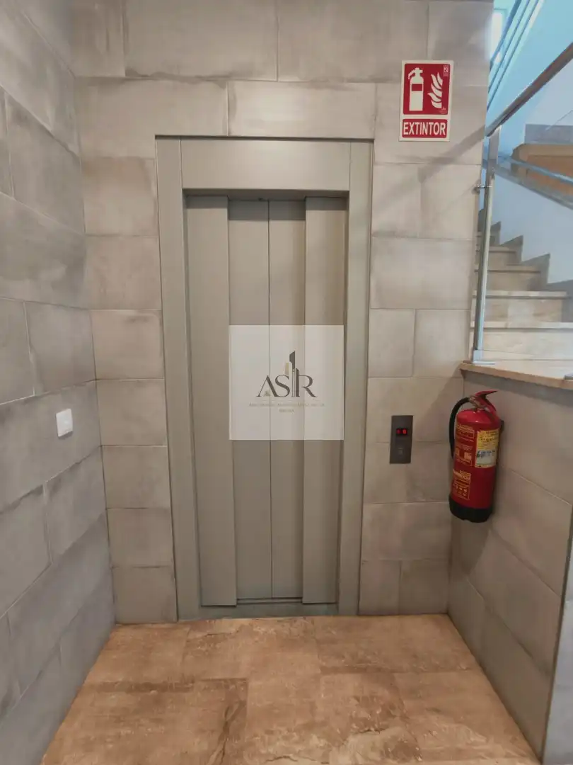 Pis amb ascensor en venda a Casc Urbà, imagen 22