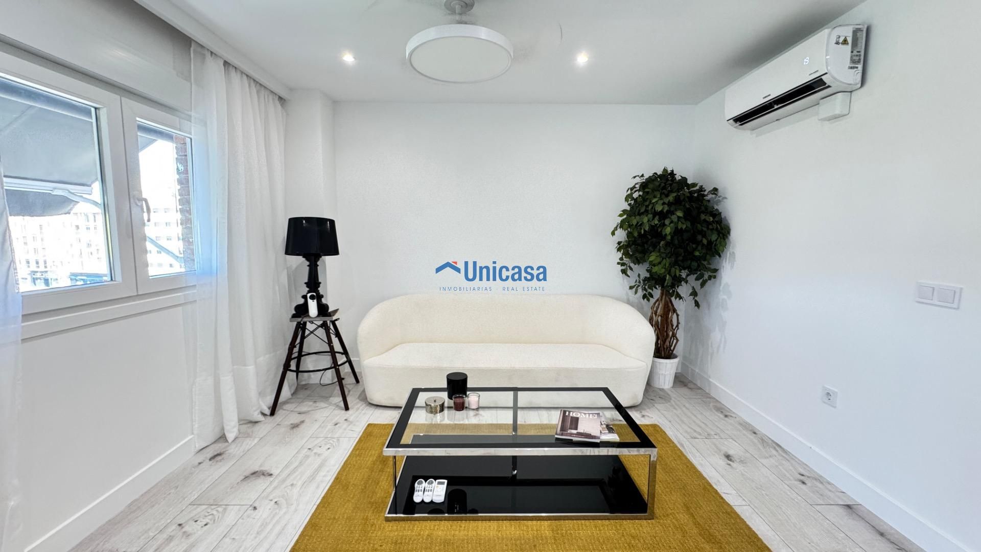 Living room of Flat for sale in Málaga Capital  with Air Conditioner, Heating and Terrace