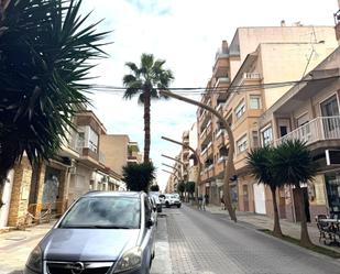 Vista exterior de Apartament en venda en Torrevieja amb Terrassa