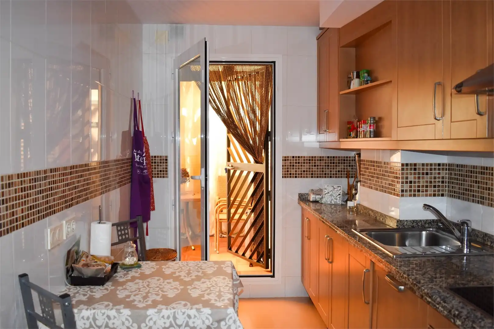 Cocina de Planta baja en venta en Vélez-Málaga con Aire acondicionado, Terraza y Piscina comunitaria