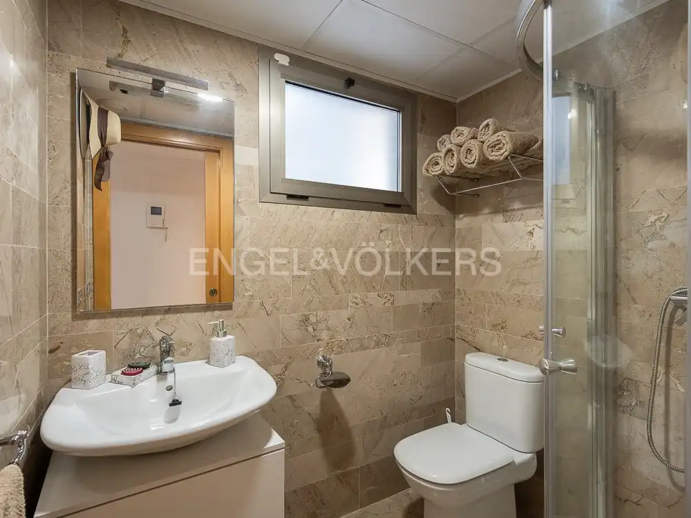 Baño de Piso en venta en Oropesa del Mar / Orpesa con Aire acondicionado, Calefacción y Terraza