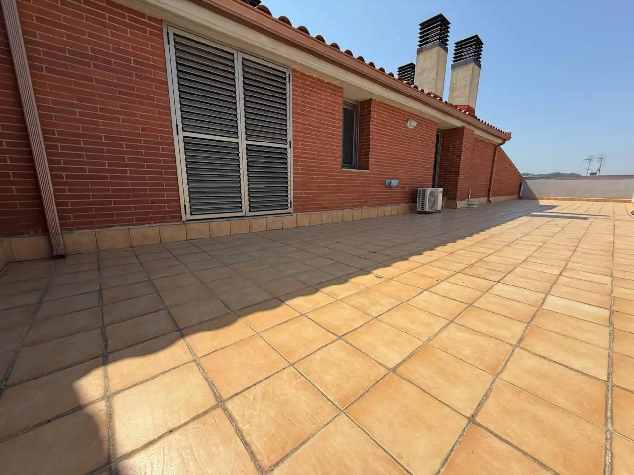 Terraza de Dúplex en venta en Vilanova del Vallès con Aire acondicionado, Calefacción y Terraza