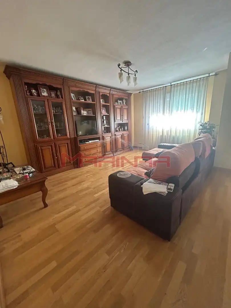 Sala de estar de Casa adosada en venta en Seseña con Aire acondicionado, Calefacción y Jardín privado