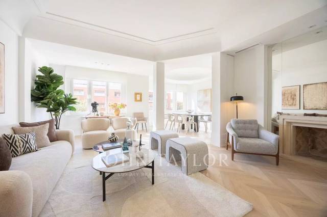 Piso en Venta en Castellana