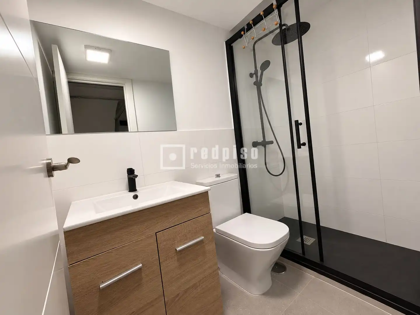 Local comercial en venta en Rozas Centro, imagen 3