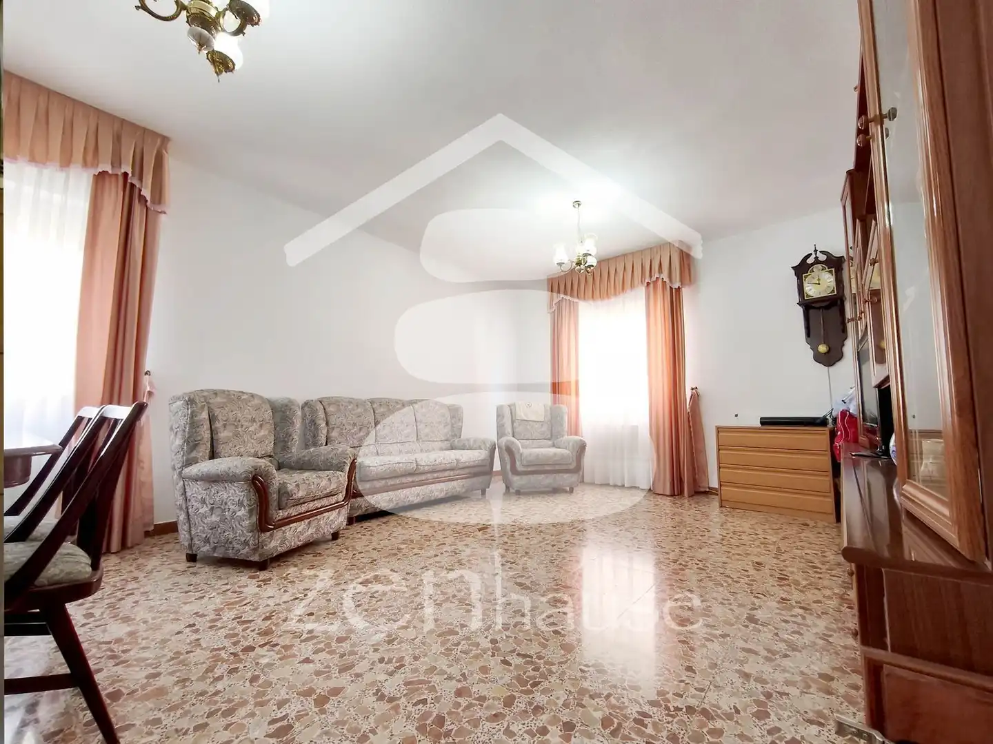 Living room of Flat for sale in Valdemoro  with Air Conditioner and Terrace