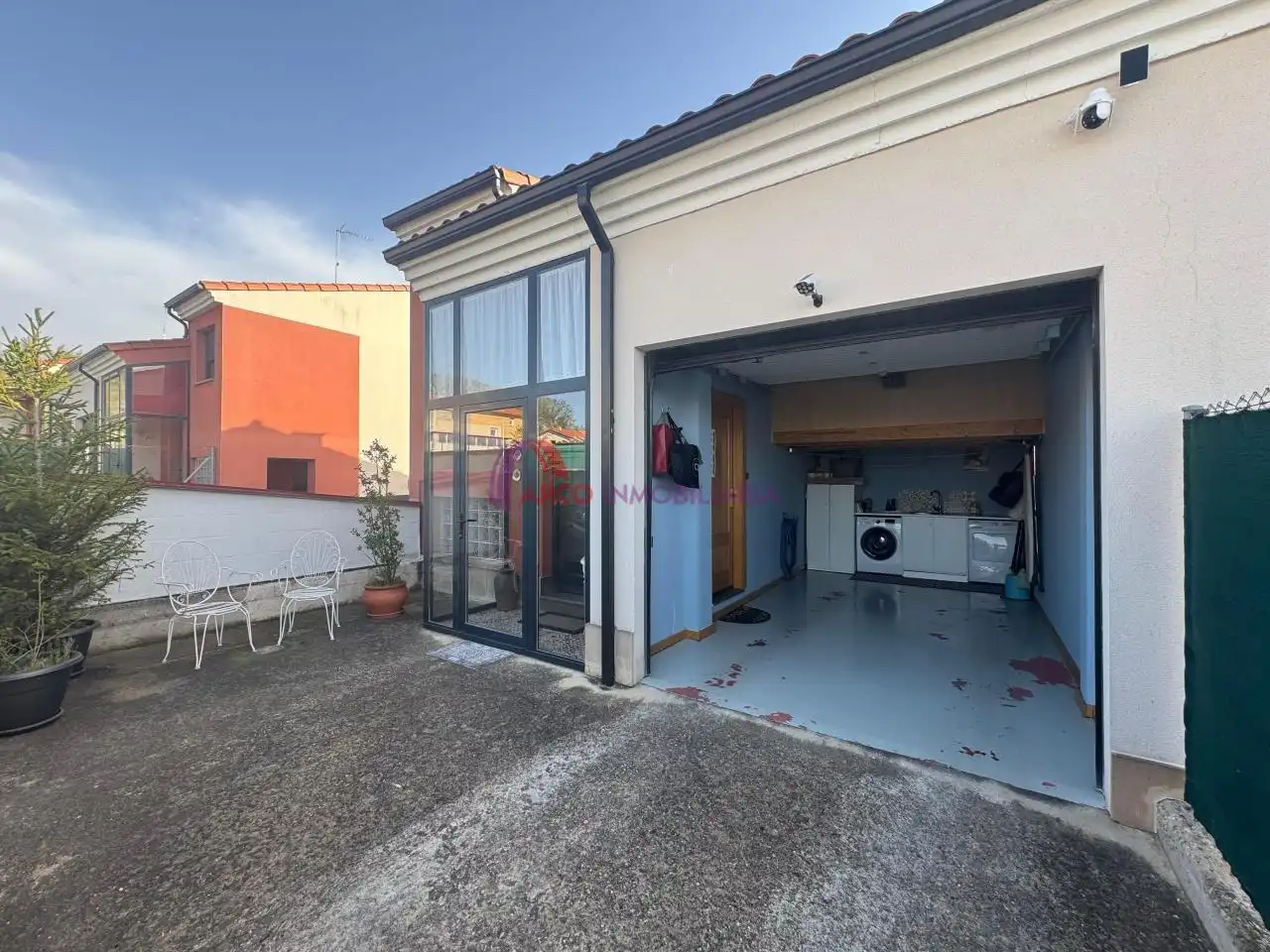 Parking of Detached homes for sale in Buniel  with Heating, Private garden and Storage room