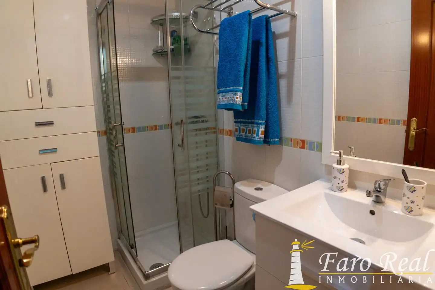 Baño de Planta baja en venta en Sanlúcar de Barrameda con Aire acondicionado y Amueblado