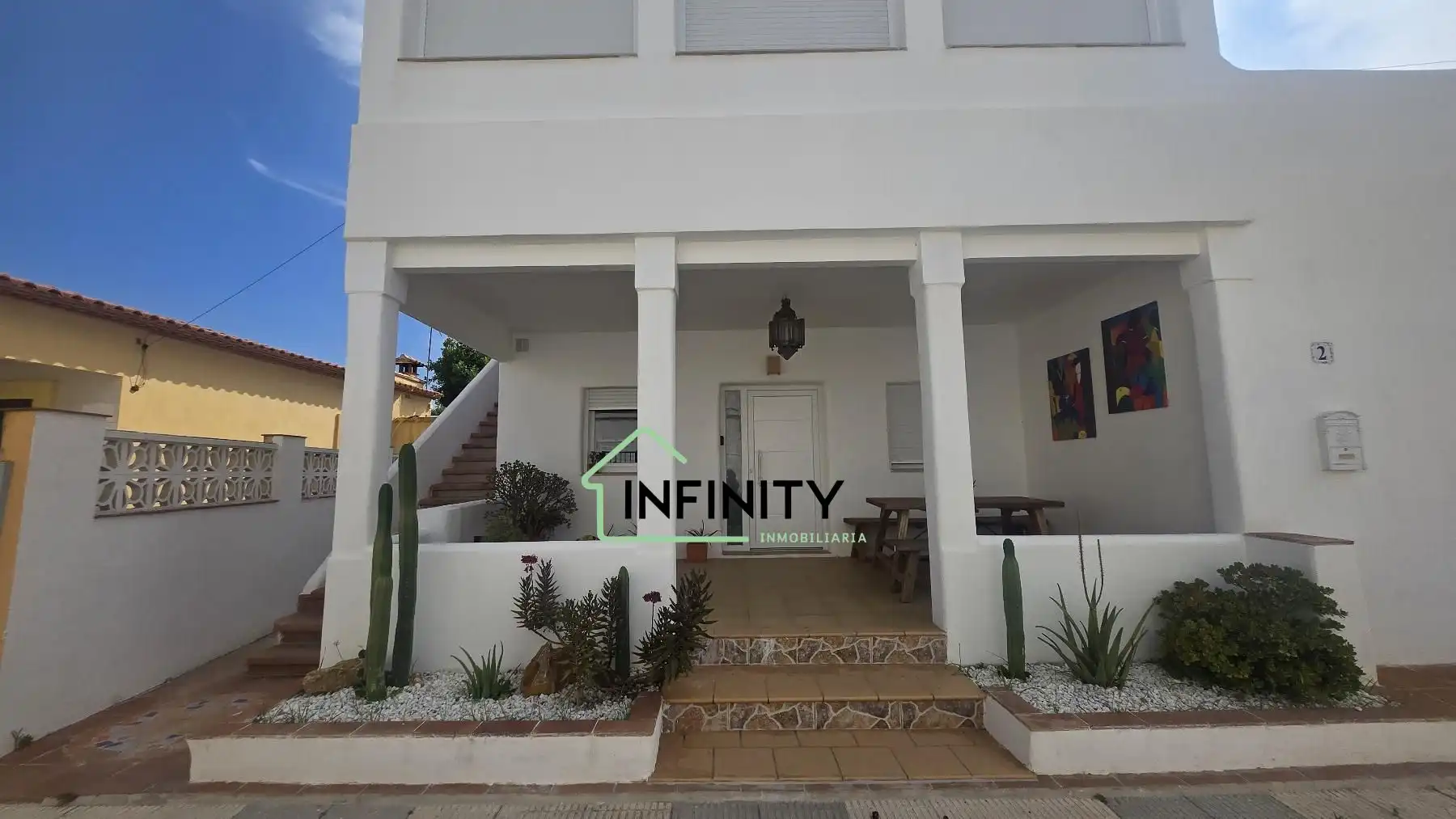 Houses for sale in Oliva Playa