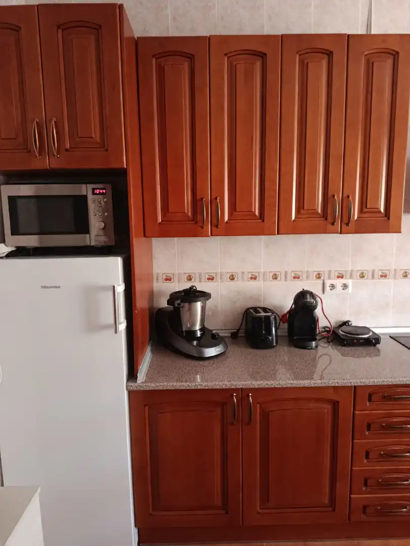 Cuina de Casa adosada en venda en Mota del Cuervo amb Calefacció, Terrassa i Moblat