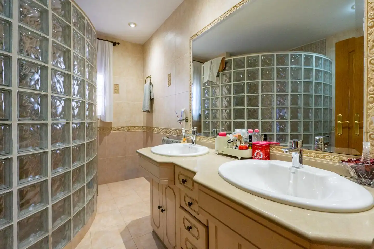 Baño de Casa o chalet en venta en Cox con Aire acondicionado, Jardín privado y Parquet