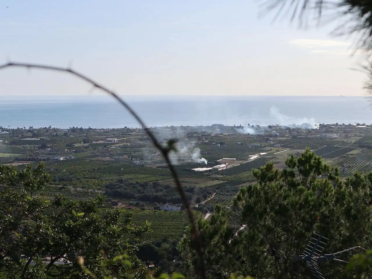 Vista exterior de Casa o xalet en venda en Alcanar amb Jardí privat, Terrassa i Piscina