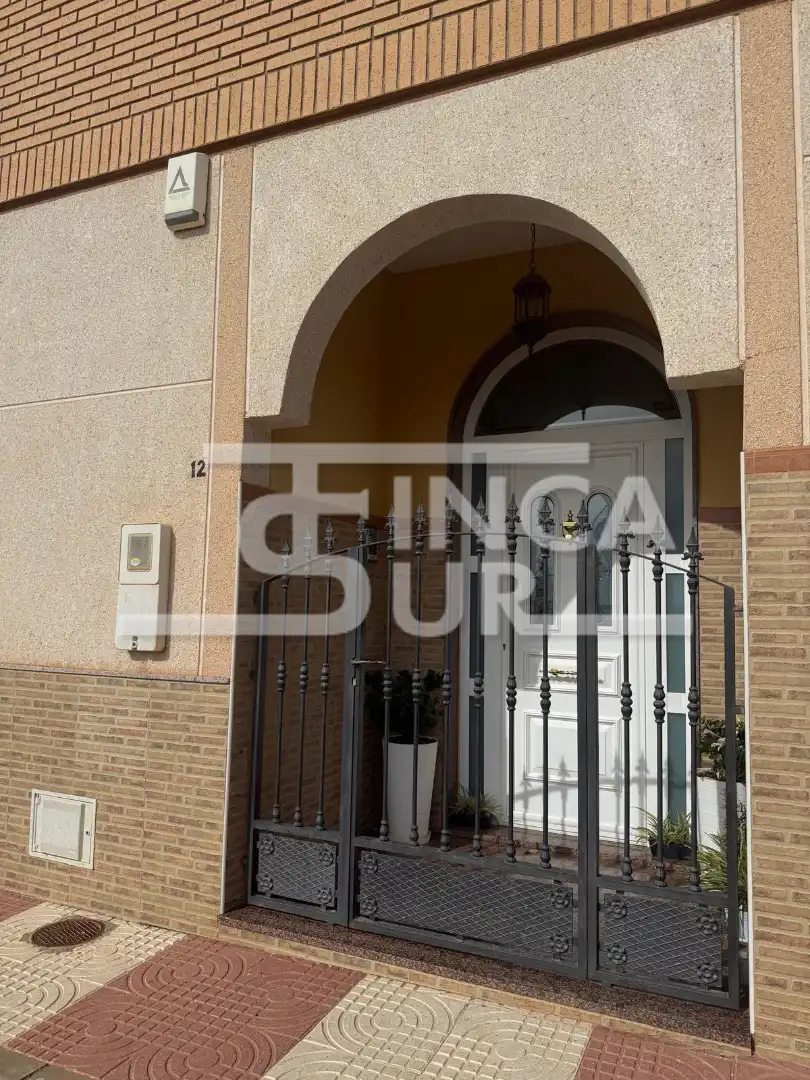 Reihenhaus zum Verkauf in Calle Loja 12, imagen 2