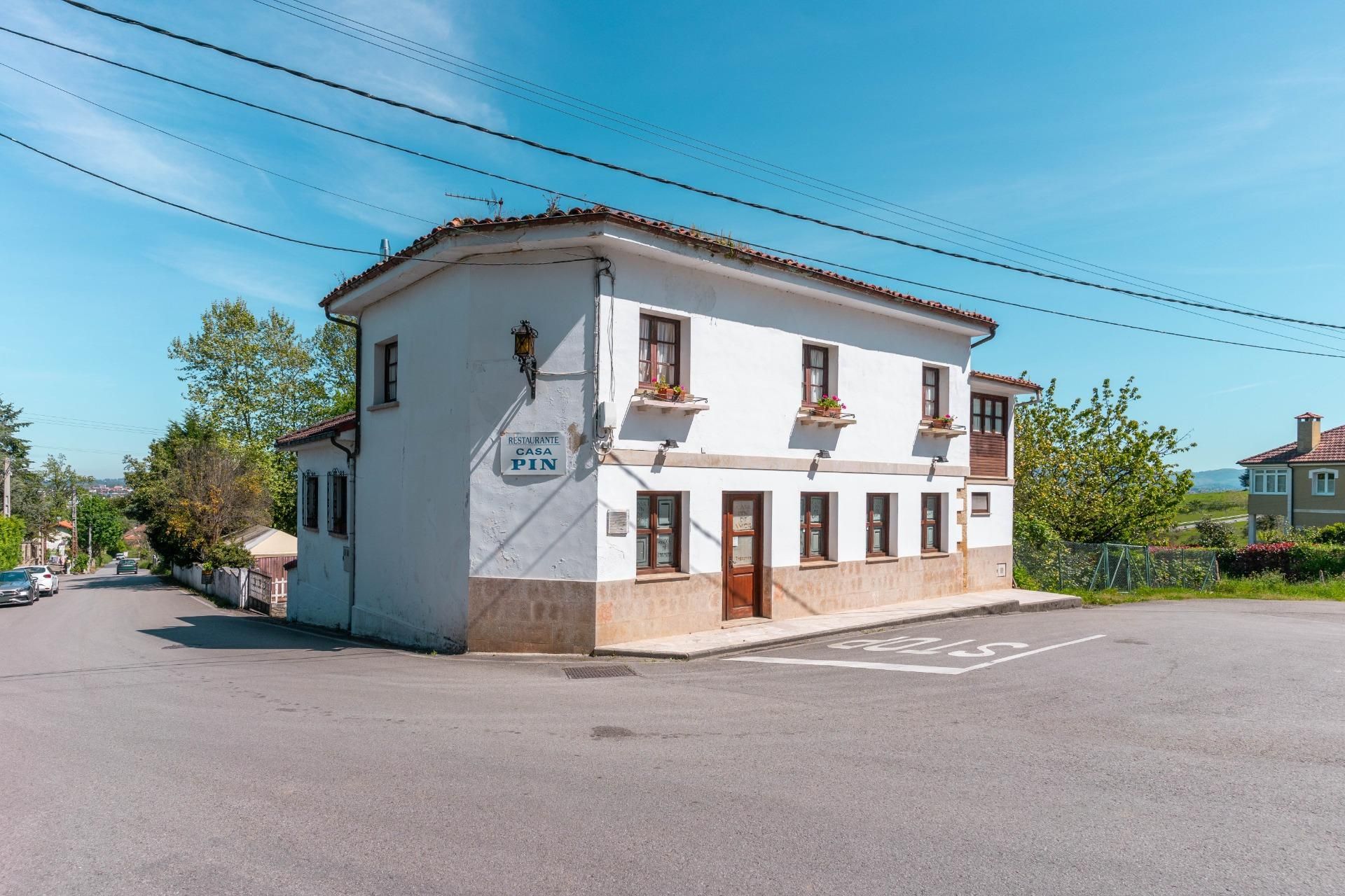 Vista exterior de Casa o chalet en venta en Siero con Calefacción, Jardín privado y Terraza