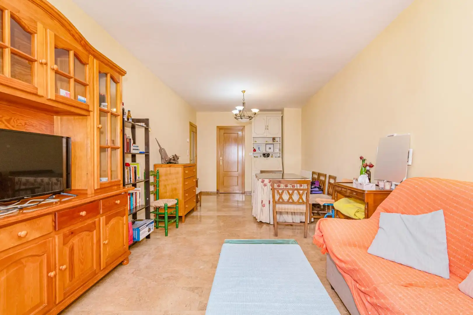 Sala de estar de Piso en venta en Granada con Calefacción