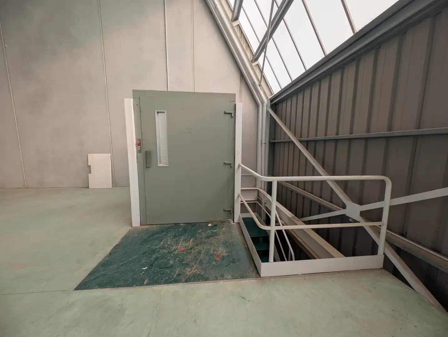 Fabrikhallen zur Miete in Colindres