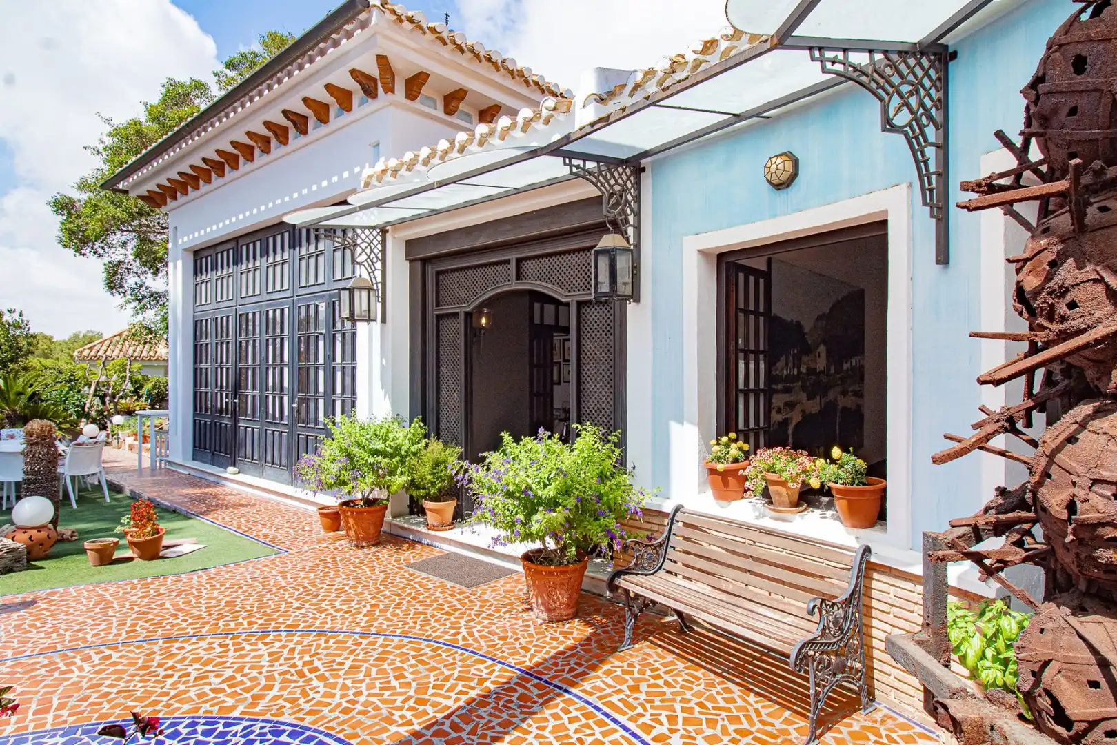 Vista exterior de Local en venda en Orihuela amb Aire condicionat