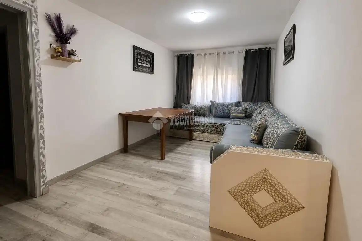 Sala d'estar de Pis en venda en Esplugues de Llobregat amb Aire condicionat