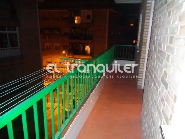Flat for rent in Calle Maestro Arbós, La Alhóndiga