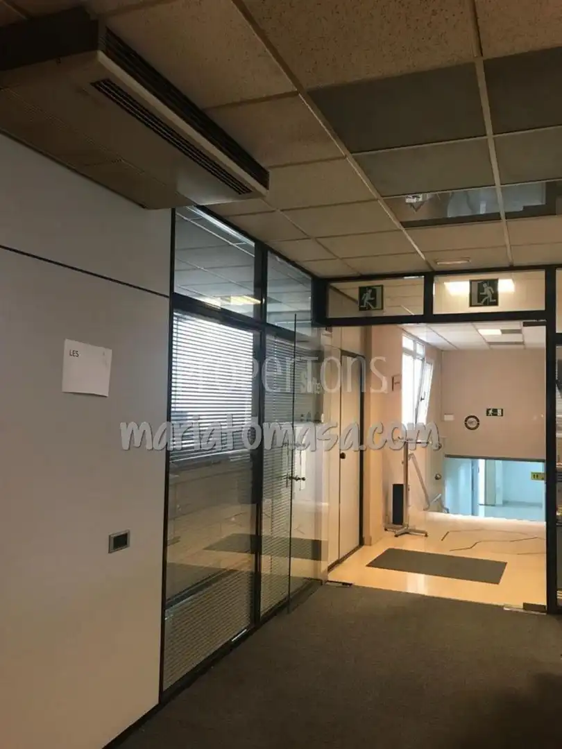 Oficina de lloguer en Basauri 