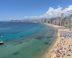 Vista exterior de Pis en venda en Benidorm amb Aire condicionat, Calefacció i Terrassa