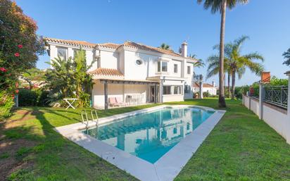 Garden of House or chalet for sale in Marbella  with Air Conditioner, Private garden and Terrace