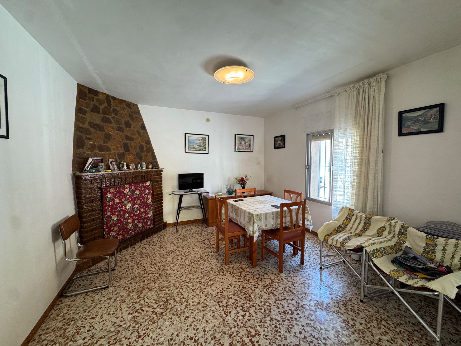 Sala d'estar de Casa o xalet en venda en Cehegín amb Terrassa, Traster i Moblat