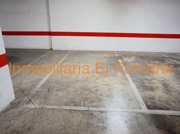 Einzelparkplatz zur Miete in Plaza Plaza de la Concordia 9