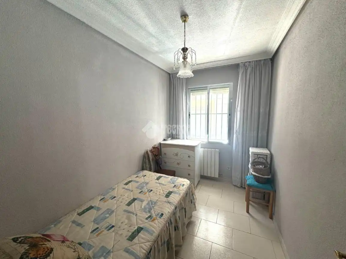 Schlafzimmer von Wohnung zum Verkauf in Boadilla del Monte