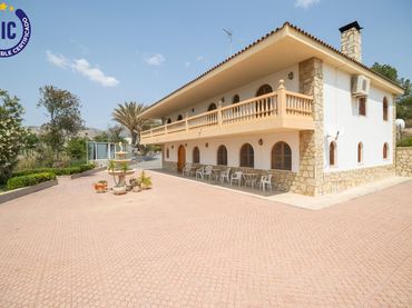 Casa con balcone in vendita a DS SECTOR 3