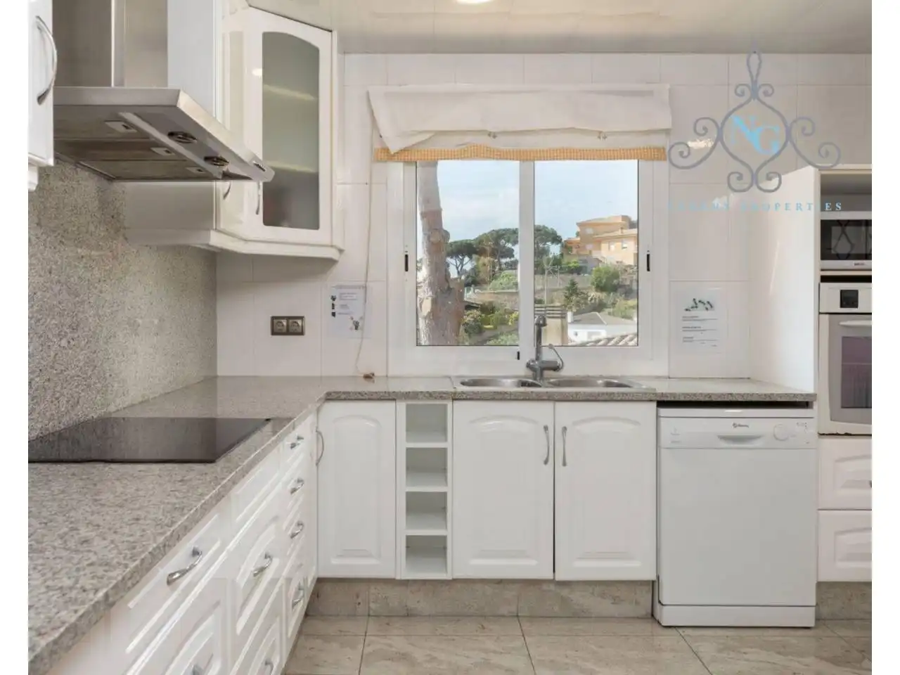 Casa con piscina en venta en Calle Castanyer, imagen 11