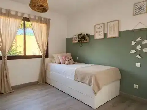 Dormitori de Casa o xalet en venda en La Oliva amb Piscina