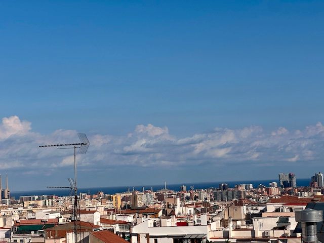 Vista exterior de Pis en venda en  Barcelona Capital amb Terrassa