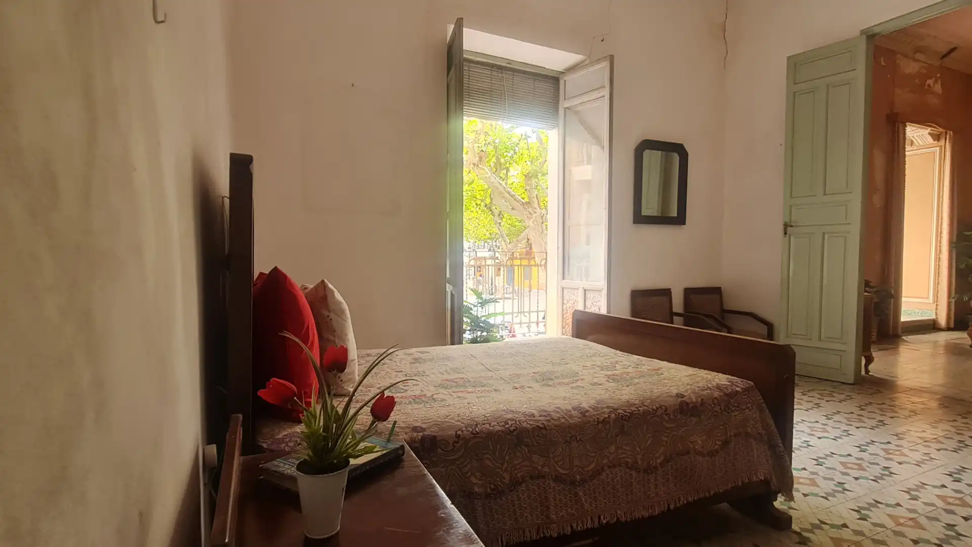Buildings for sale in Plaza Mayor, Centro