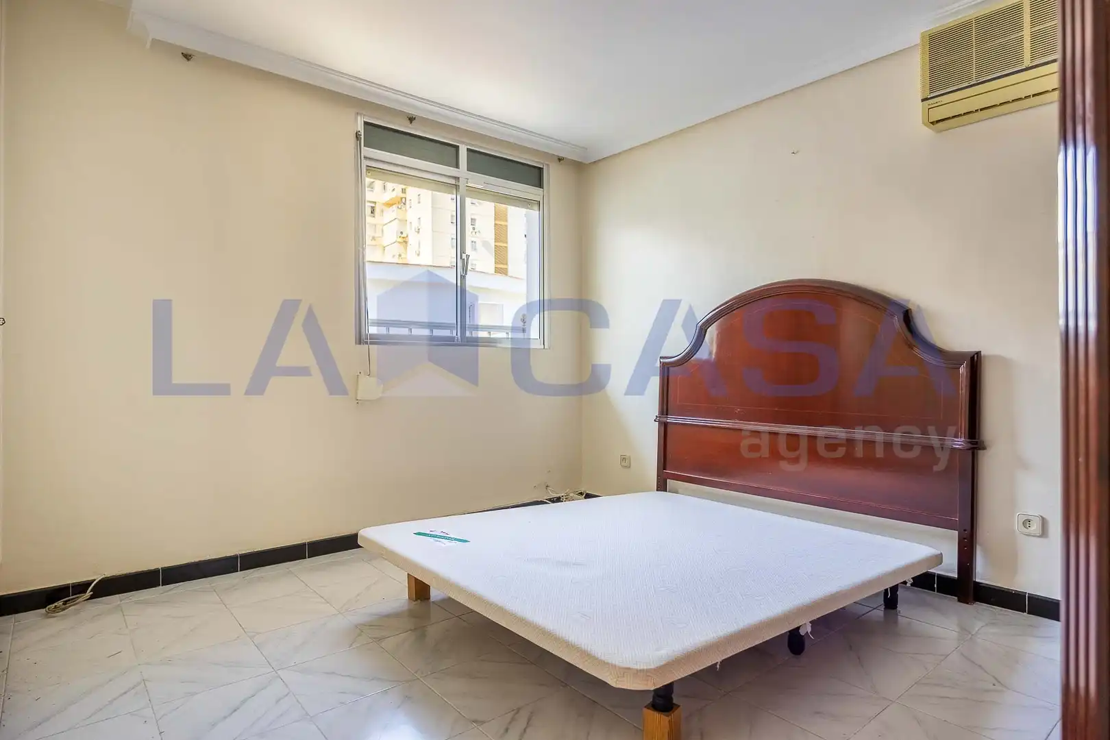 Habitación de Casa o chalet en venta en Sevilla con Trastero
