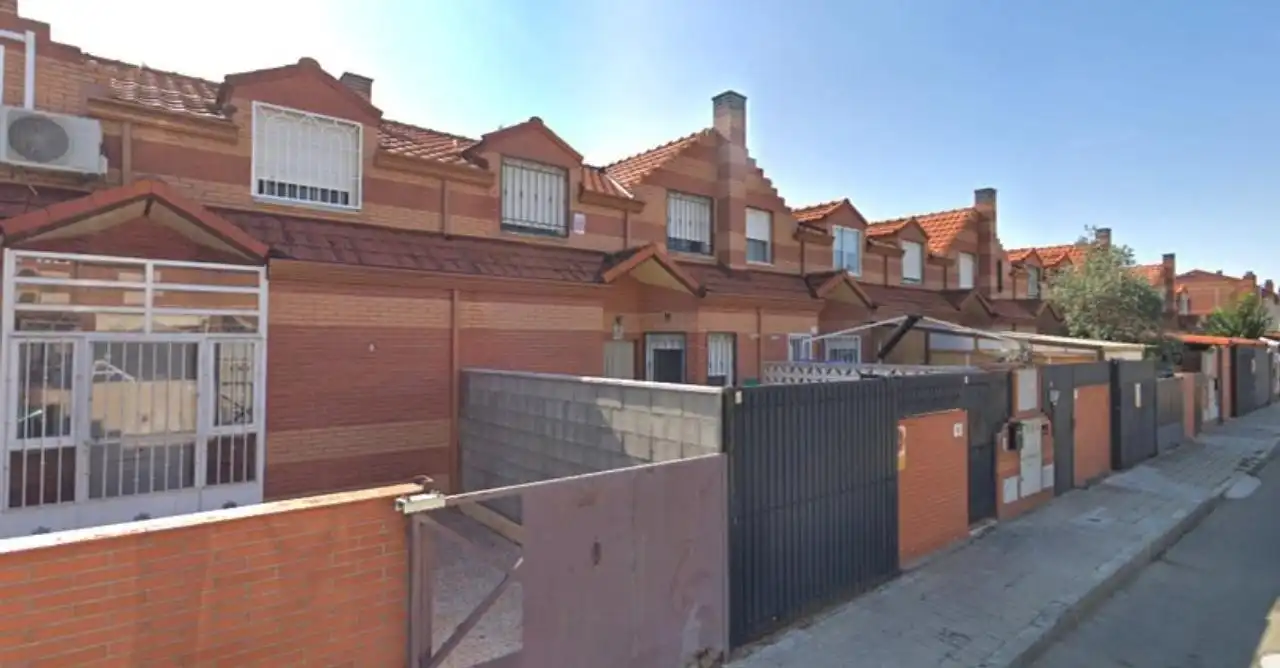 Detached house with garden for sale in RUBEN DARIO 40, imagen 3