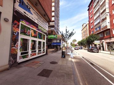 Local comercial en venda a El Parque - Zapatón