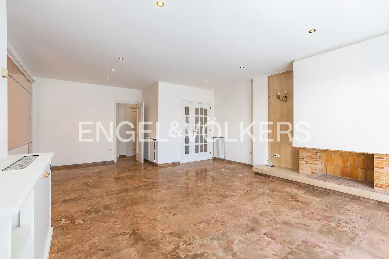 Dúplex en venta en Terrassa con Aire acondicionado, Calefacción y Terraza