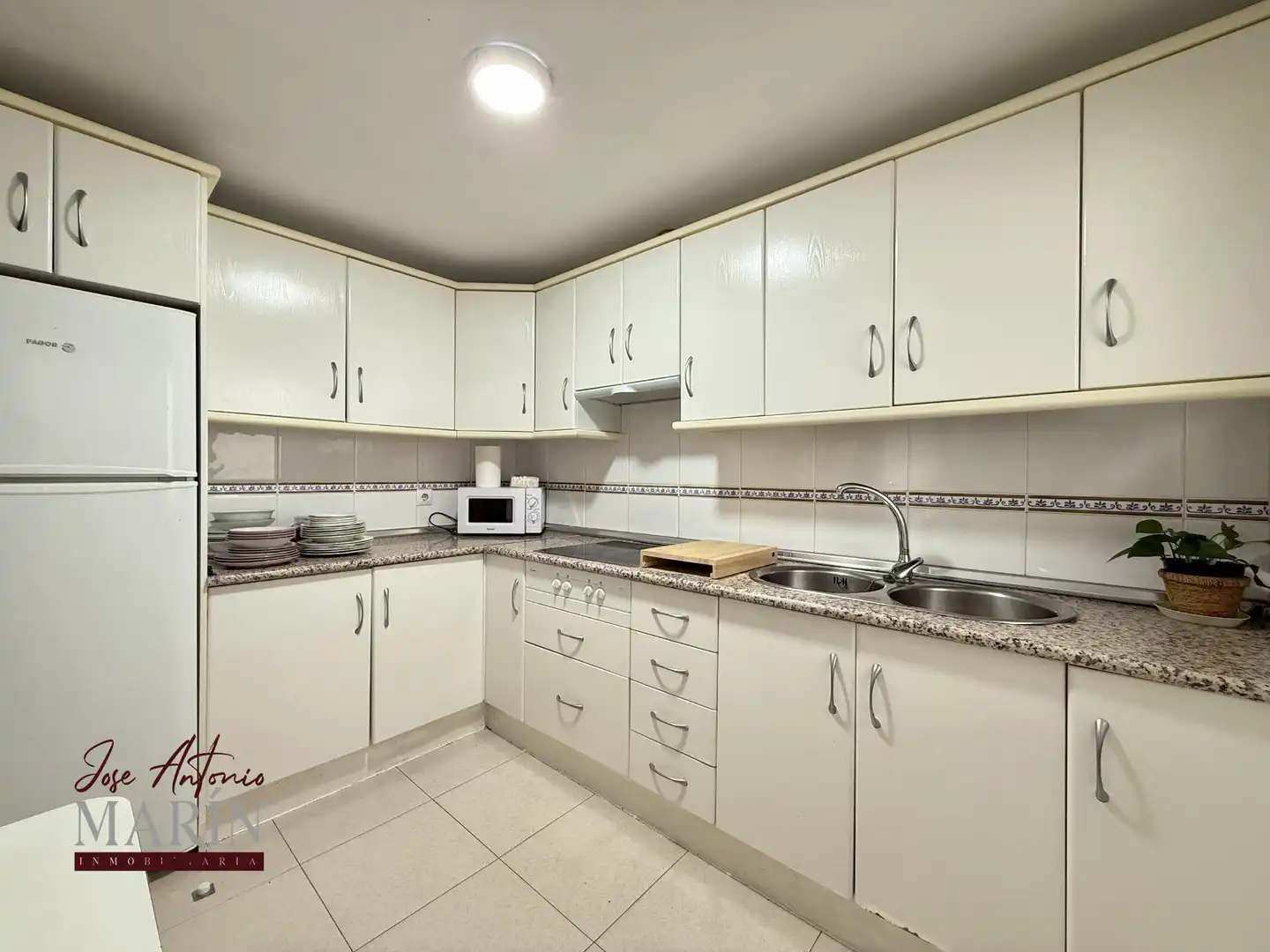 Cocina de Apartamento en venta en Badajoz con Aire acondicionado