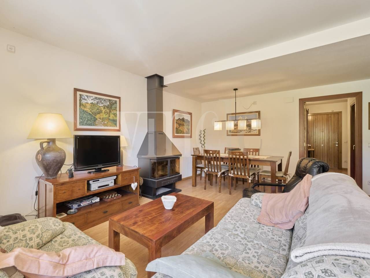 Living room of Duplex for sale in Bellver de Cerdanya  with Heating, Private garden and Parquet flooring