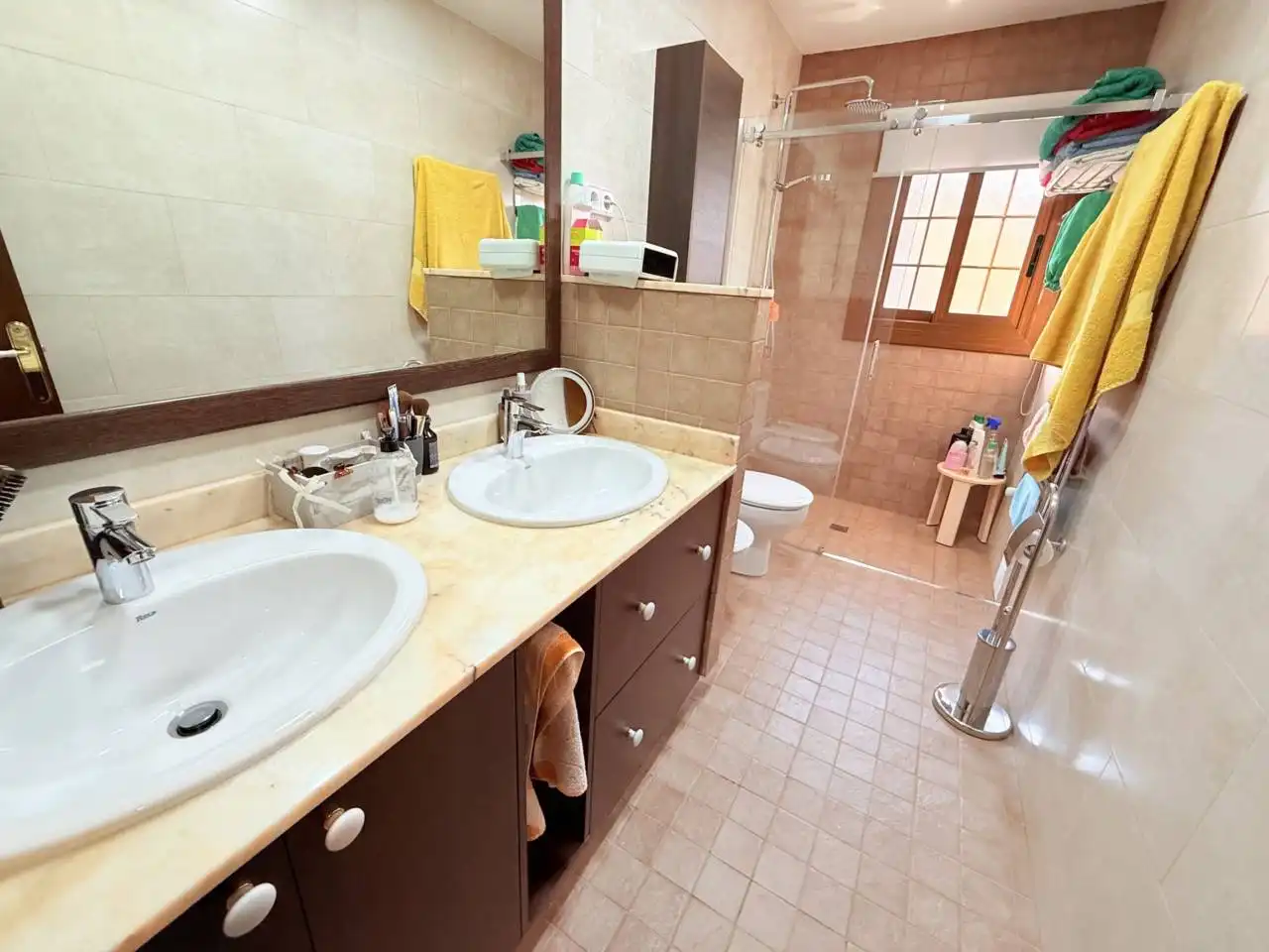 Bathroom of Houses for sale in Riells i Viabrea  with Air Conditioner, Heating and Private garden