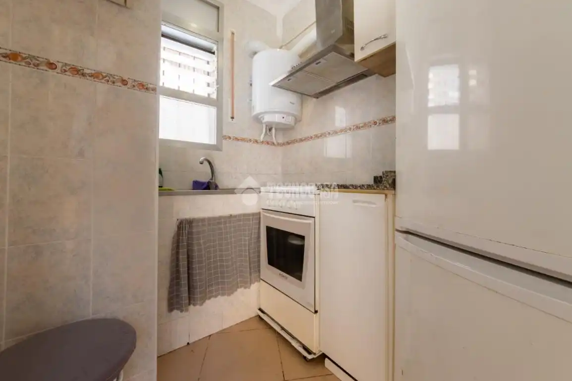 Cocina de Estudio en venta en Tarragona con Calefacción y Balcón