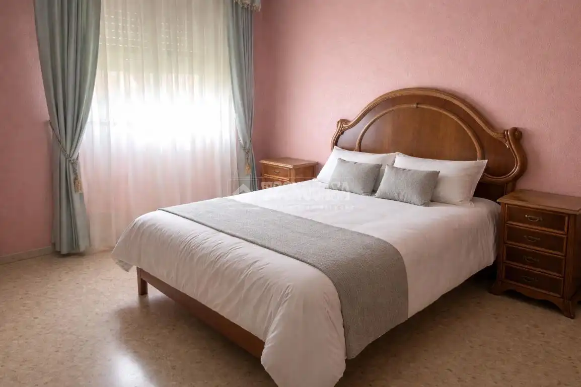 Bedroom of Flat for sale in Almería