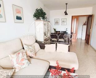 Living room of Flat for sale in Alcalá de Guadaira  with Air Conditioner, Heating and Terrace