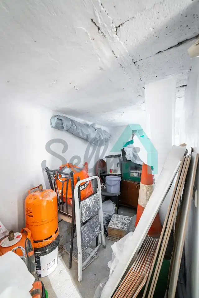 Planta baja en venta en Mieres (Asturias) con Calefacción, Trastero y Amueblado