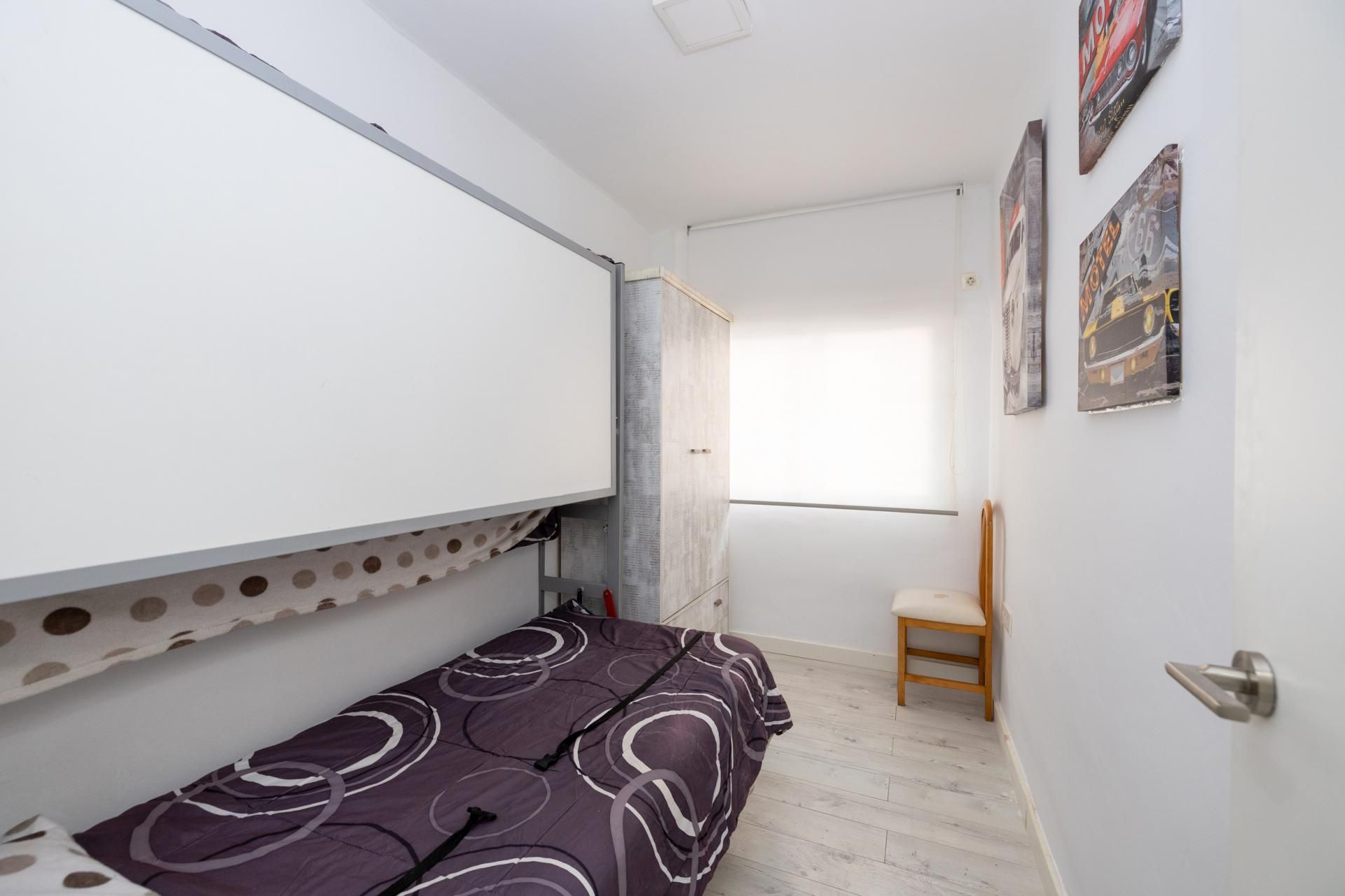 Bedroom of Flat for sale in  Granada Capital