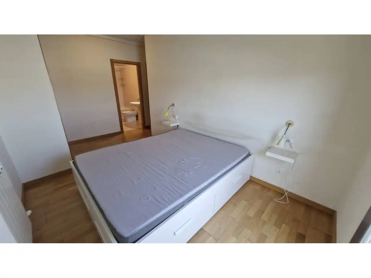 Dormitori de Pis en venda en  Logroño amb Calefacció, Parquet i Traster