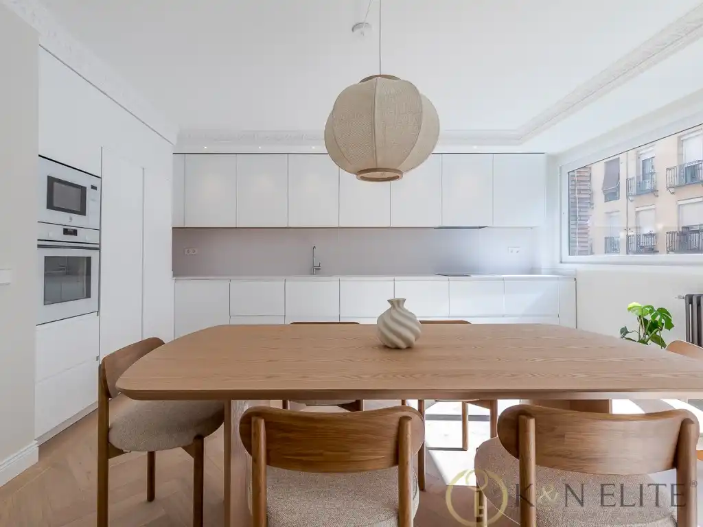 Piso con ascensor en venta en Calle Alonso Cano, imagen 6